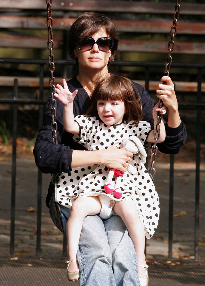 Suri i Katie Holmes