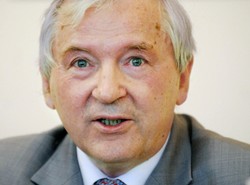 Gomułka: Czeka nas bardzo ciężki rok