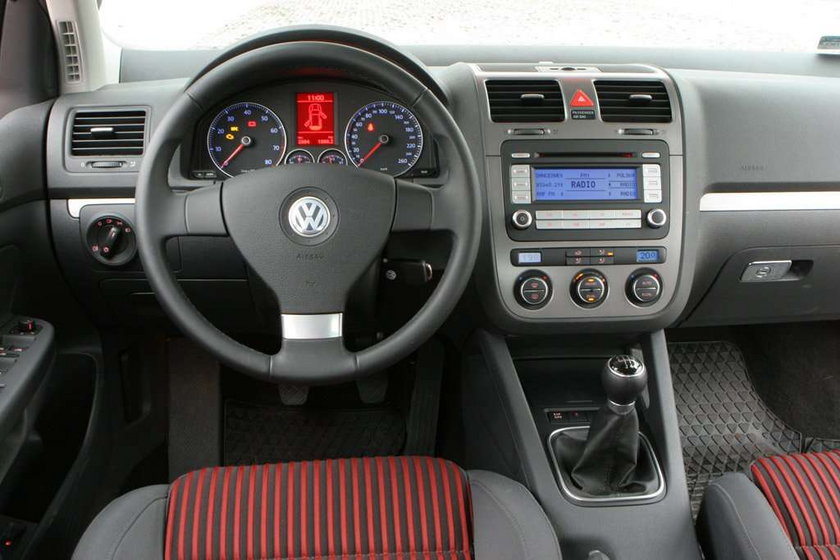 Honda Civic kontra Seat Leon i VW Golf: oto trzy sposoby na sukces