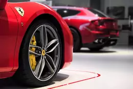 Ferrari przestaje produkować auta do Rosji i przekazuje milion euro dla Ukrainy