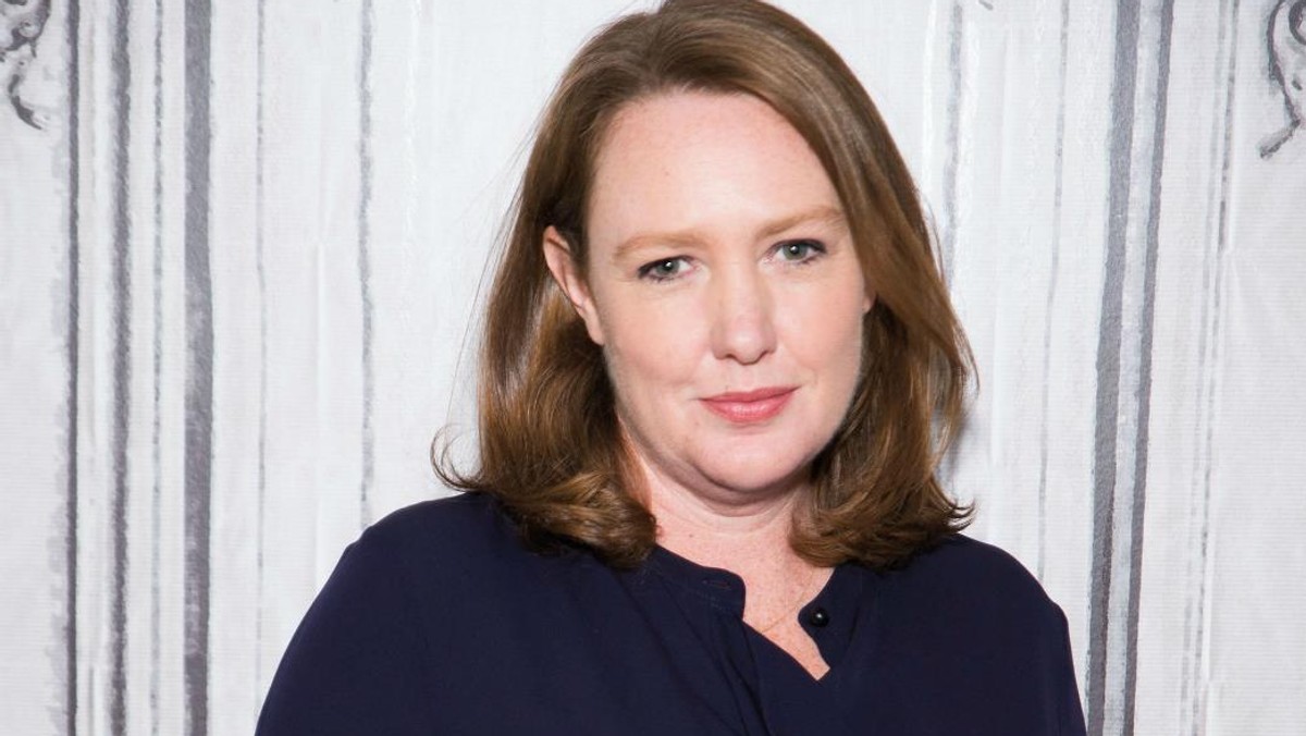 Paula Hawkins