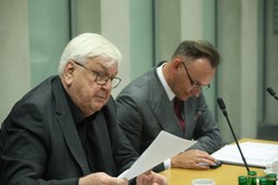 Pawlak będzie wzywany "do skutku". Jak przebiegło przesłuchanie przez komisją śledczą ds. Pegasusa?