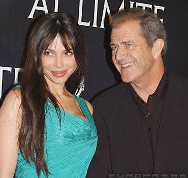 29136_oksana-grigorieva-mel-gibson-sl-d00017051303407c69c20