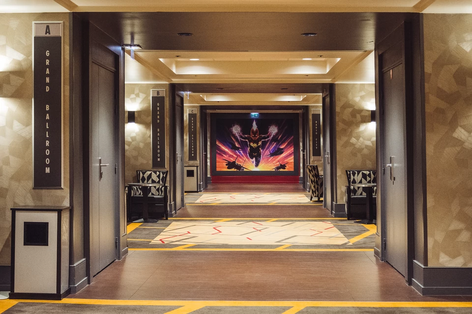 Disney's Hotel New York - The Art of Marvel