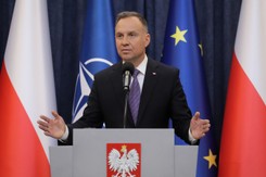 'Lex Tusk' jest lustrem, w którym odbija się najgorsze oblicze partii Kaczyńskiego [OPINIA]