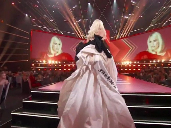Gven Stefani proglašena za modnu ikonu na People's Choice nagradama