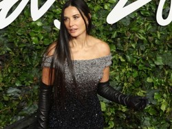 Ekipa odpowiadająca za jej wygląd to geniusze! 59-letnia Demi Moore zniewala formą. FOTO