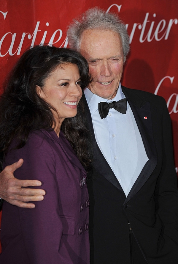 Clint Eastwood rozwodzi się z młodzą o 35 lat Diną Ruiz