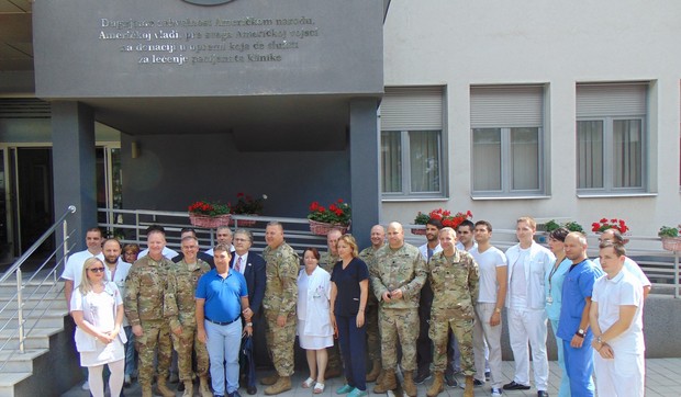 Američka vojska kardiohirurgija Niš oprema