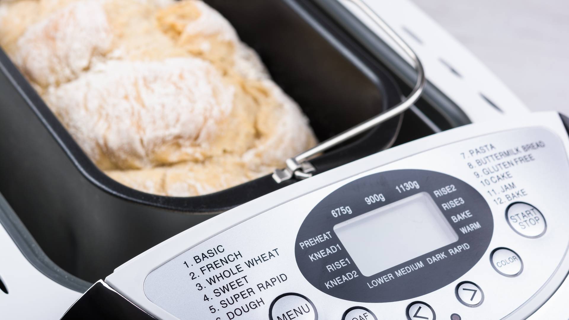 Wypiekacz do chleba — sposób na świeże pieczywo bez wychodzenia z domu