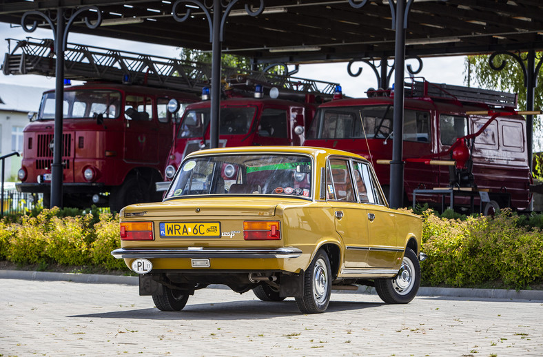 Polski Fiat 125p 1500 kontra Łada 1500 - tak podobne, a jednak tak różne