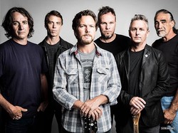 Pearl Jam zachęca fanów do głosowania korespondencyjnego