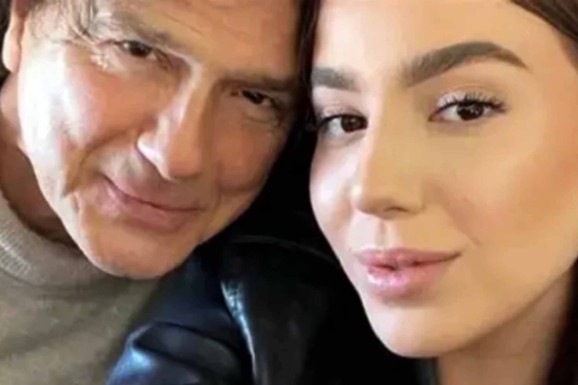 U DOMU ZDRAVKA ČOLIĆA JAJA SA CIRKONIMA I LUKSUZNO POSNO JELO Ćerka Una pokazala kako porodica provodi veliki praznik: Sve odiše stilom