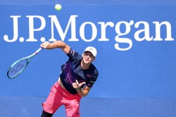 US Open. Hubert Hurkacz w 1. rundzie zaliczył dwa tie-breaki i aż 27 asów