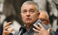 Frasyniuk: Niech się Duda ściga z Jakubiakiem. Kiedyś pójdą siedzieć