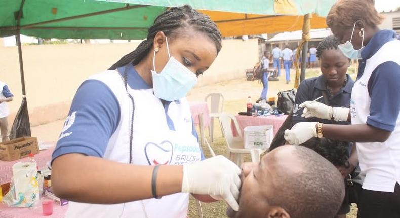 With 9 in 10 tooth decay untreated in Nigeria, dental experts advised Nigerians to brush day and night.