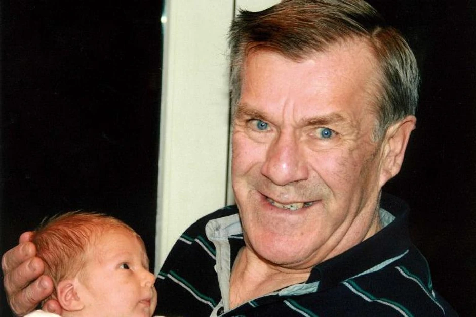 Dajen kaže da se Roni „osećao kao i obično“ i da je pomagao oko dece kada je ona patila od sindroma hroničnog umora | Foto: Rob and Dianne Parsons