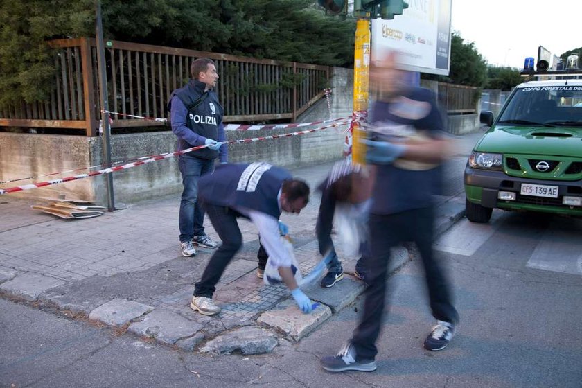 ITALY-BLAST-SCHOOL-FLOWERS