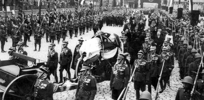 Pogrzeb Józefa Piłsudskiego. Jak żegnano jednego z najwybitniejszych Polaków?