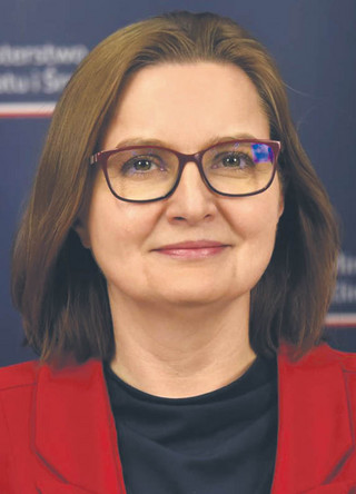 Anita Sowińska podsekretarz stanu w Ministerstwie Klimatu i Środowiska odpowiedzialna m.in. za gospodarkę odpadami