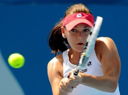 Agnieszka Radwańska nie miała litości dla młodszej siostry