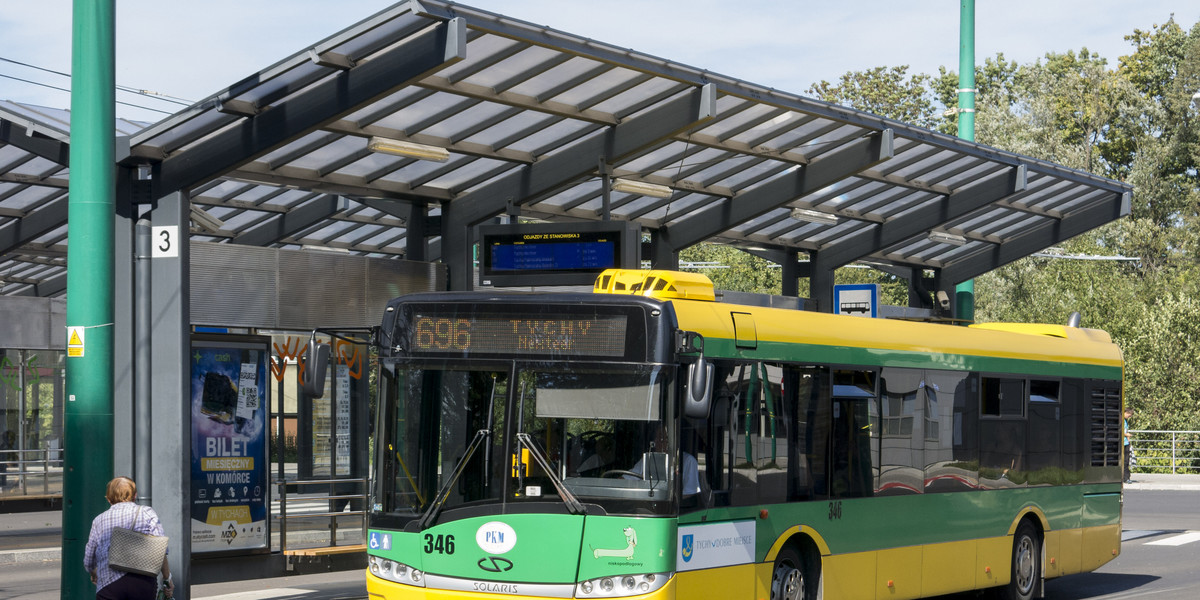 Tychy. Brak bezpośrednich połaczeń autobusowcyh z klinikami w Katowicach 