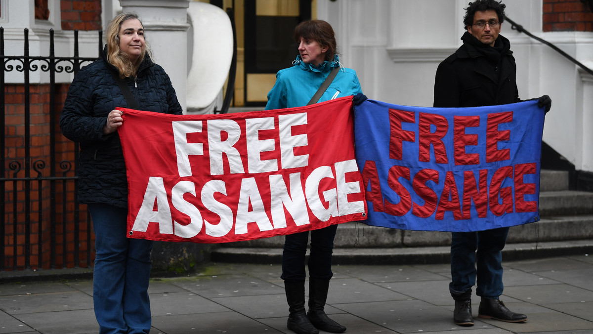 Brytyjski sąd odrzucił wniosek o uchylenie nakazu aresztowania założyciela demaskatorskiego portalu WikiLeaks Juliana Assange'a, który od ponad pięciu lat przebywa na terenie ambasady Ekwadoru w Londynie. Taką decyzję sąd ogłosił również w ubiegły wtorek.