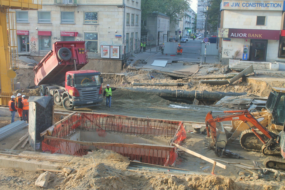 Ewakuowani mieszkańcy boją się o domy