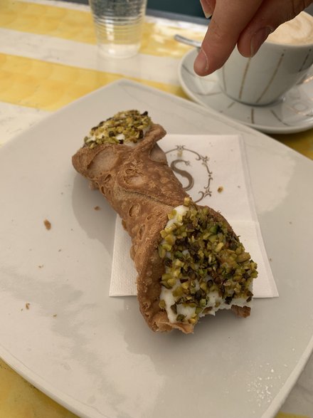 Cannoli 