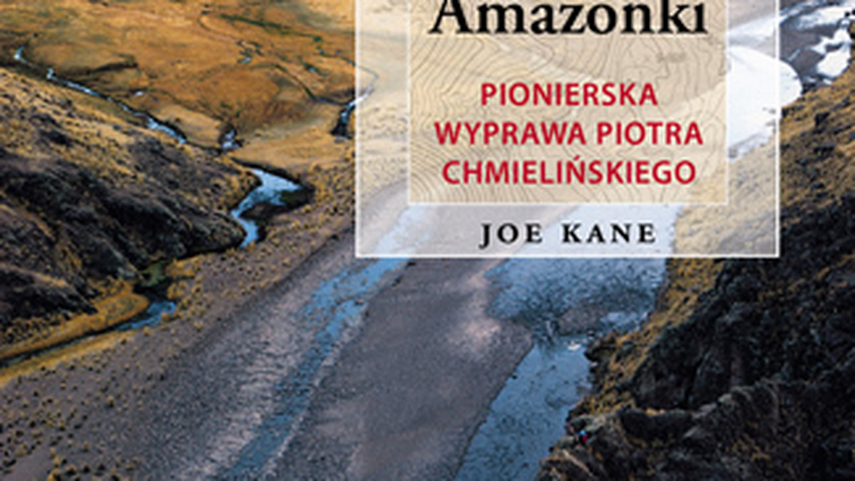 Przetłumaczona na kilkanaście języków i zaliczona do setki największych podróżniczych bestsellerów wszech czasów, opowieść o jednej z najgłośniejszych ekspedycji XX wieku. Przedstawia historyczną wyprawę Piotra Chmielińskiego, pierwszego człowieka, który zdołał przepłynąć Amazonkę od źródeł do ujścia, kilometr po kilometrze. Została zrekonstruowana na podstawie notatek Joe Kane’a - jedynego z członków międzynarodowej ekipy, który dotrzymał kroku niestrudzonemu podróżnikowi podczas trwających niemal sześć miesięcy zmagań z nieokiełznanym żywiołem.