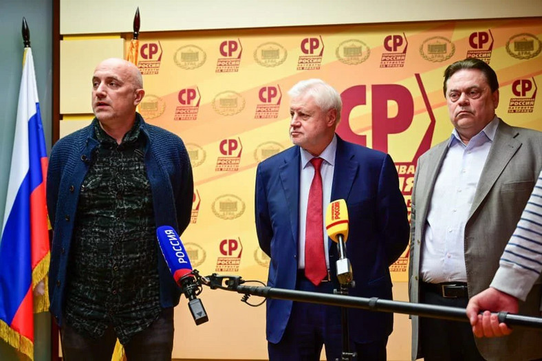 Zachar Prilepin (po lewej) ogłasza powstanie ruchu Za Prawdę. Moskwa, 2019 r.