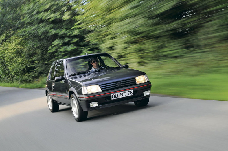 Peugeot 205 GTi 