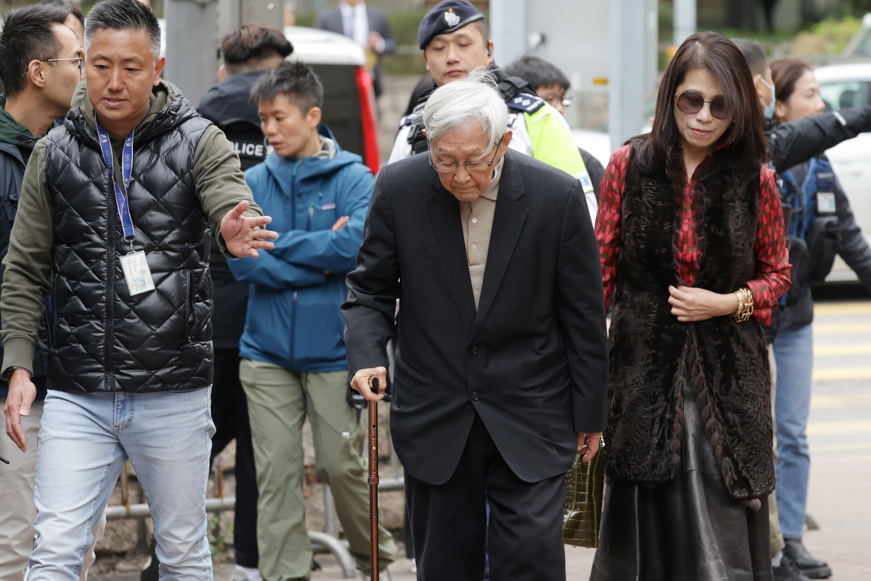 20 lat dla szefa 'Apple Daily' Jimmy'ego Lai. Organizacje: 'To wyrok śmierci'