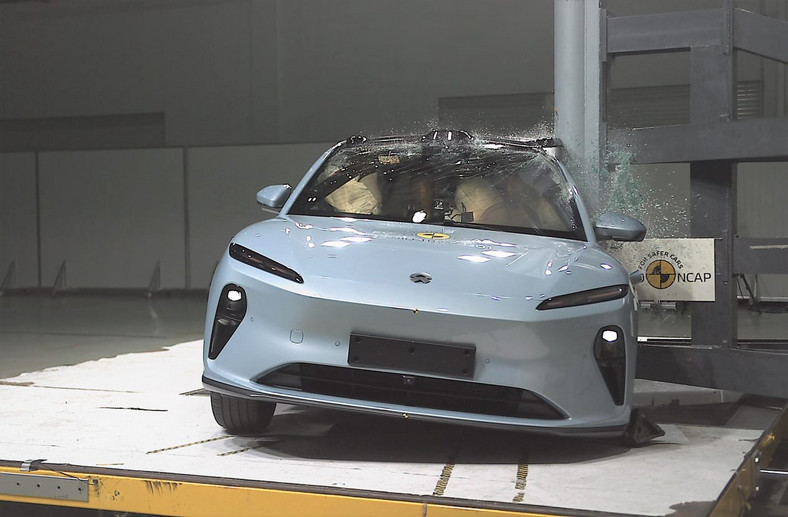 Crash-test: NIO ET5