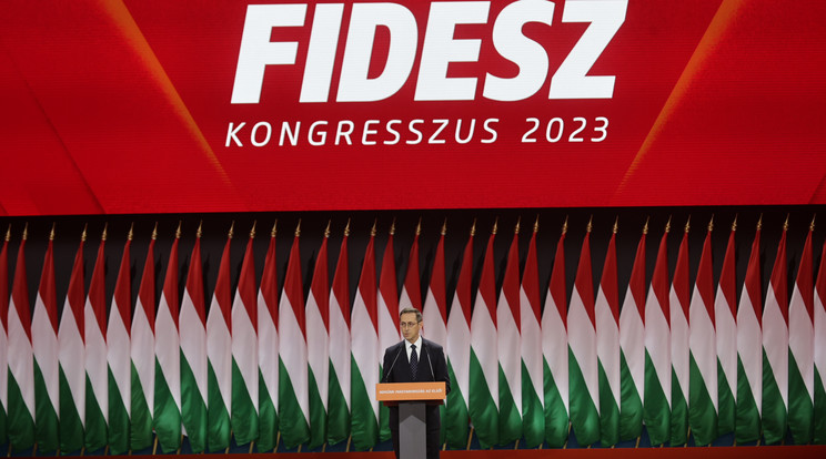 Varga Mihály a Fidesz tisztújító kongresszusán / Fotó: Zsolnai Péter