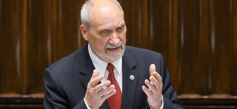 Macierewicz: Co takiego wam Polska zrobiła, że tak ją pozostawiliście bezbronną?