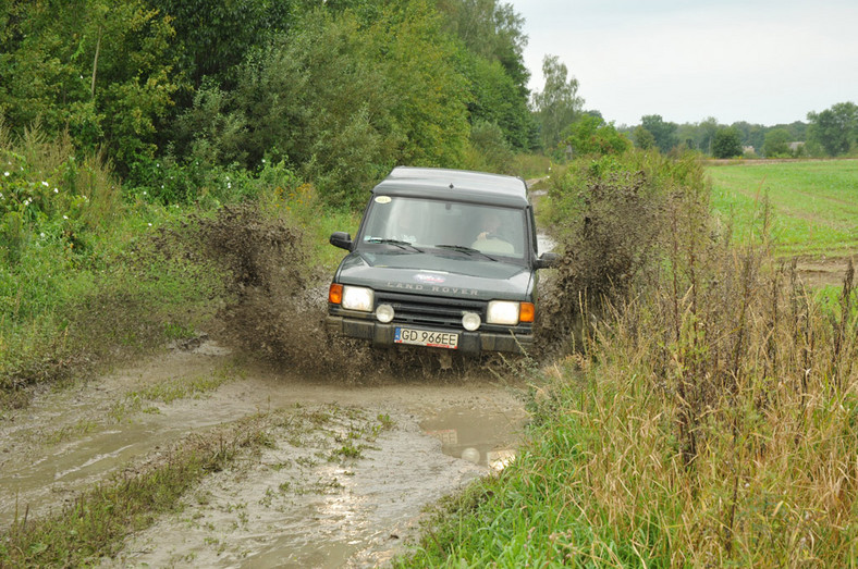 4x4 Family Adventure: baza pod namiotami