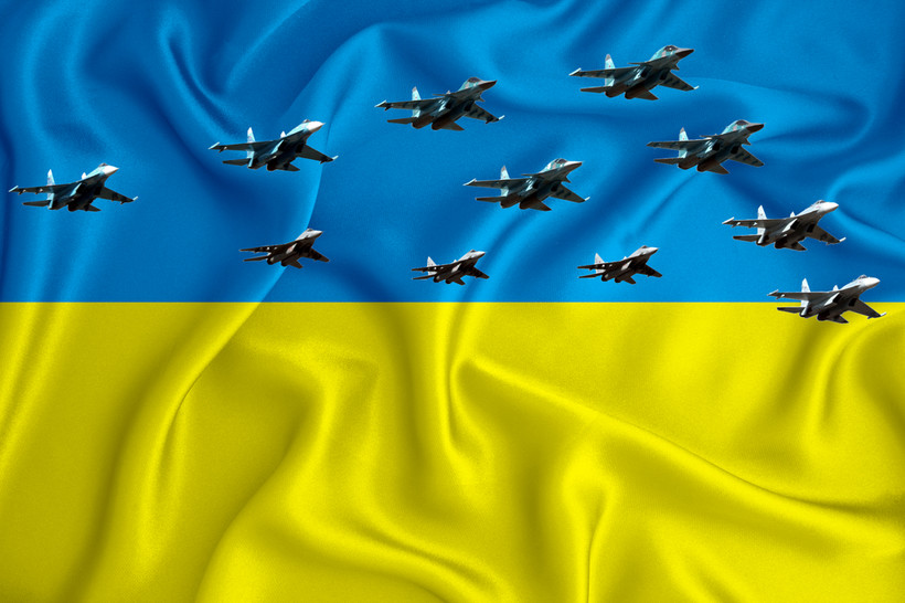 Portal informacyjny RBK przytacza komentarz Arestowycza dotyczący oświadczenia Pentagonu o dostarczaniu Ukrainie samolotów bojowych