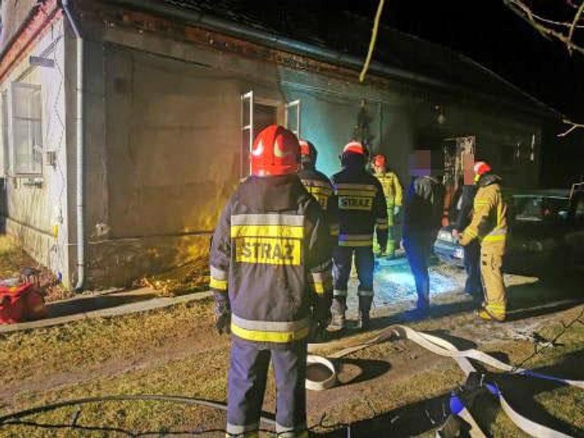 Tragiczny pożar w Leżachowie. Nie żyje ojciec, dziecko walczy o życie