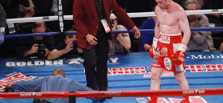 Saul "Canelo" Alvarez żąda 280 mln dol. odszkodowania od Oscara De La Hoyi