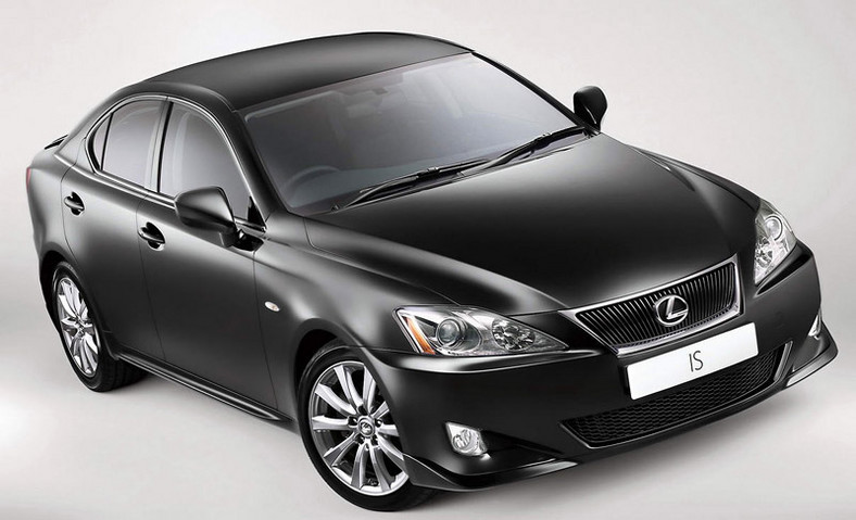 Lexus IS 250 SR sportowe wyposażenie dla podstawowego modelu