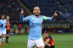 David Silva zakażony koronawirusem. Piłkarz został poddany izolacji