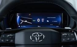 Nowa Toyota z dopłatą PFRON. Ma silnik 1.2 i gwarancję na 1 mln km