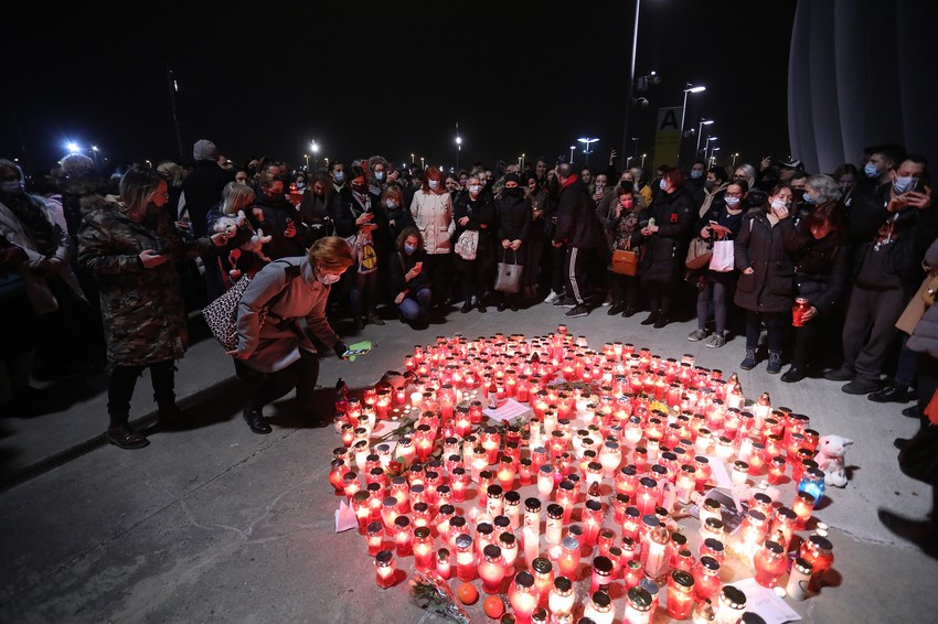 Odavanje počasti Balaševiću u Zagrebu