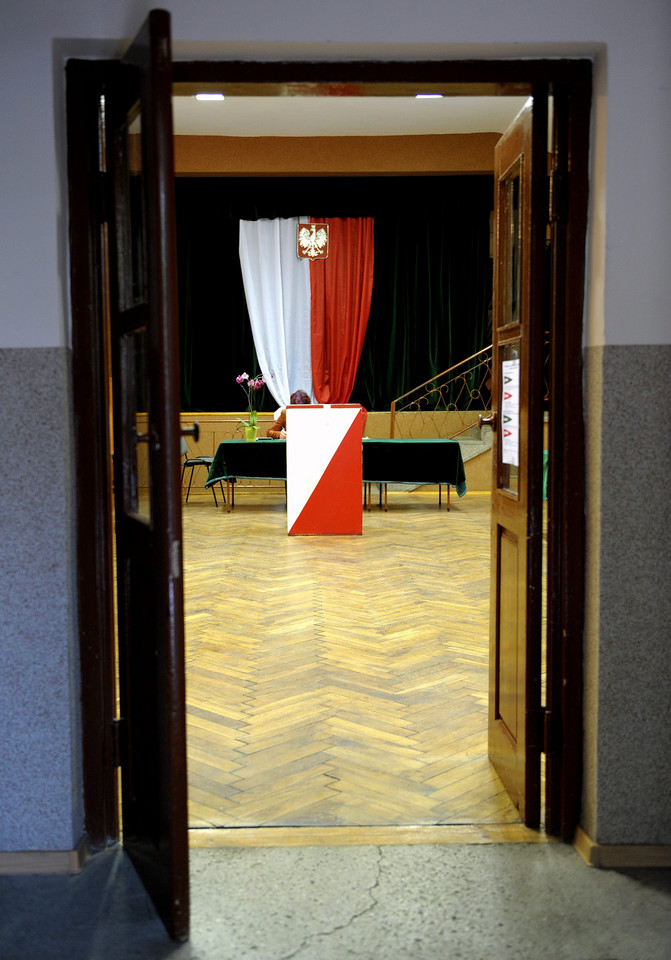 Wybory parlamentarne, Fot. PAP/Darek Delmanowicz