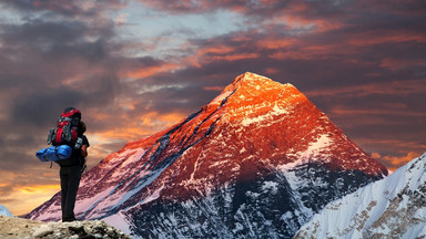 Mount Everest. Informacja o górze i jej zdobywcach