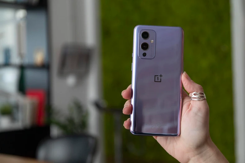 OnePlus 9