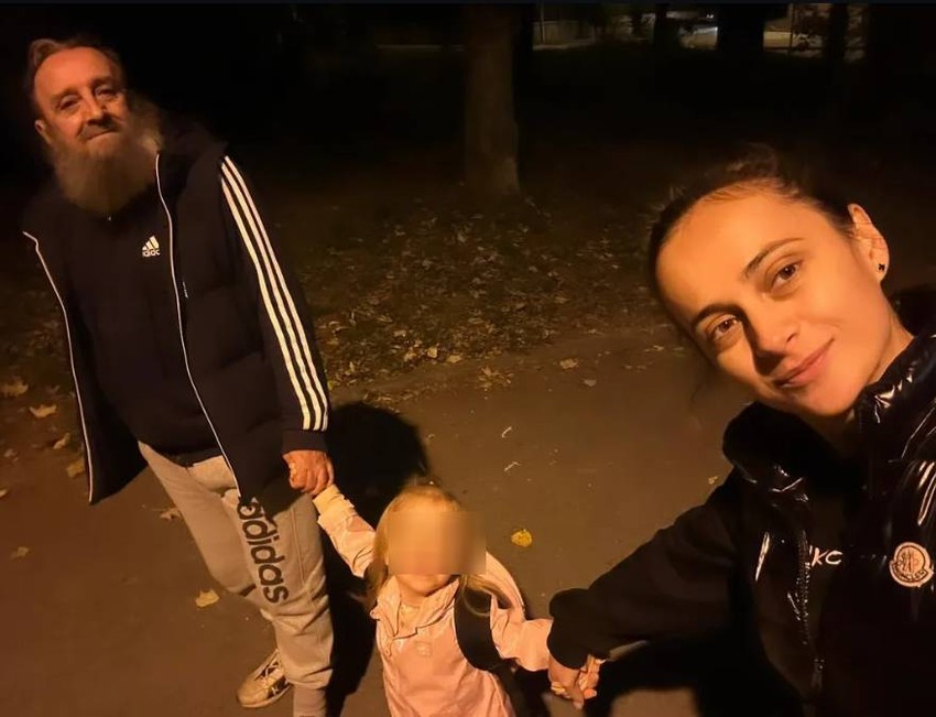 Predrag sa porodicom