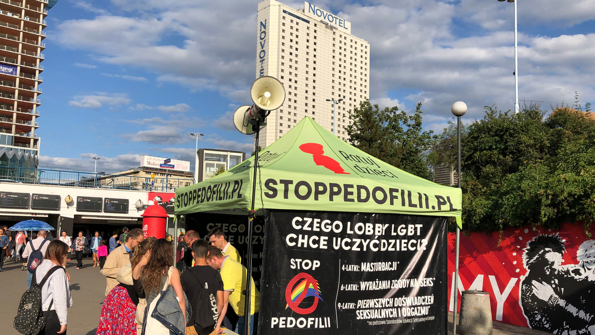 Projekt ustawy "Stop Pedofilii" w sejmie.  Edukatorka seksualna: "to kuriozalne"