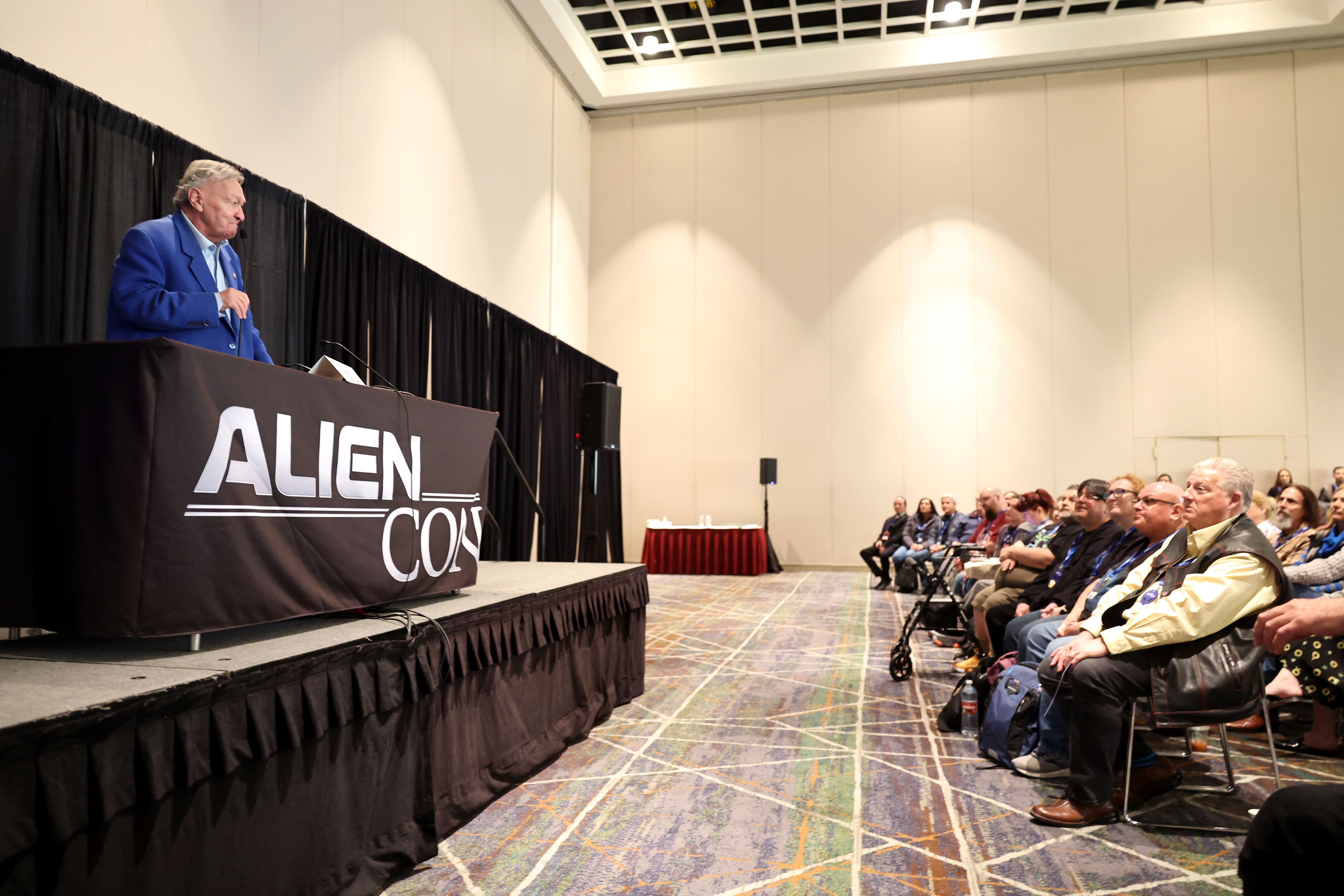 Erich von Däniken stirbt mit 90: Autor glaubte an Außerirdische